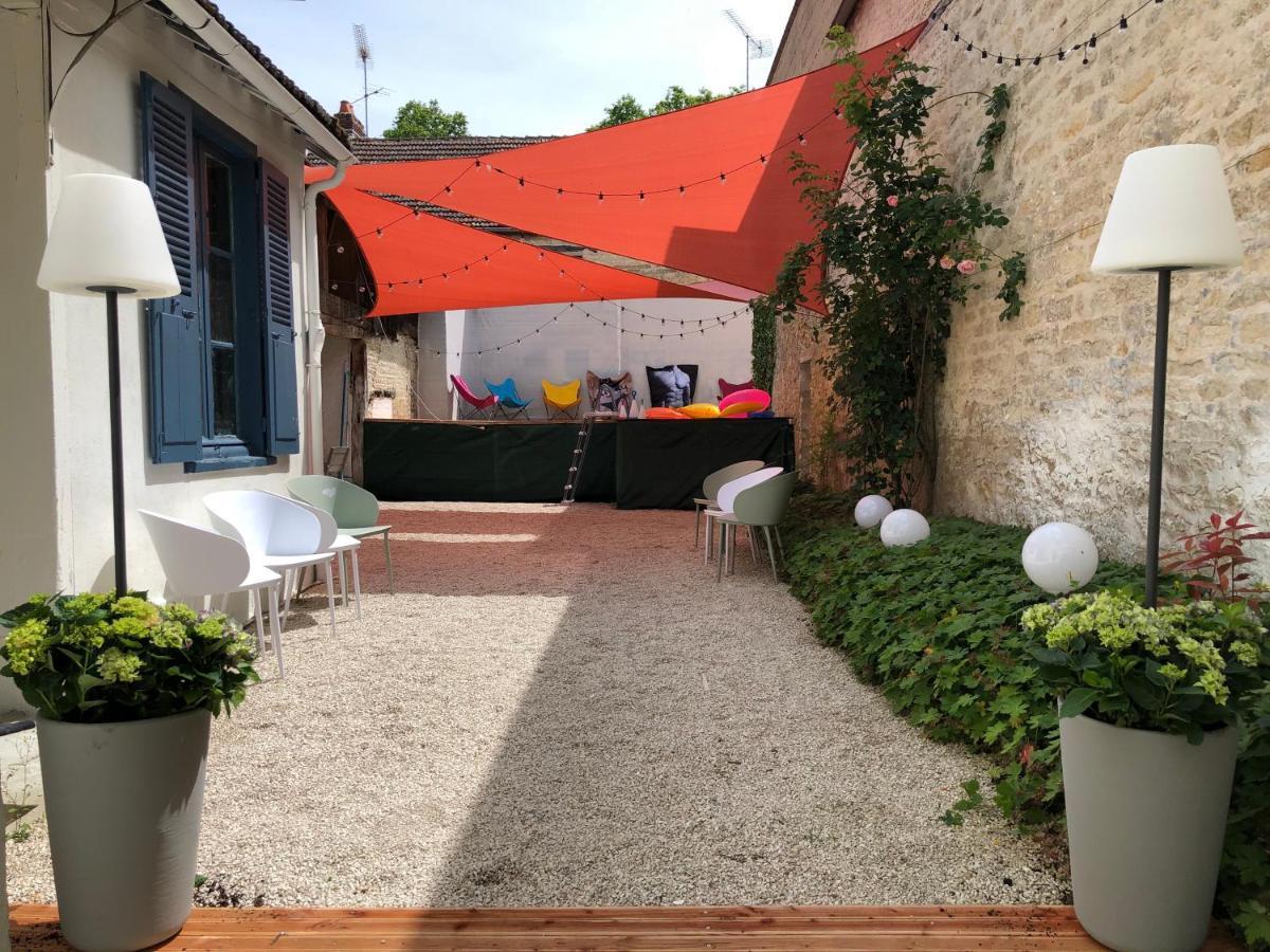 La Maison Des Amis Nuits Buitenkant foto