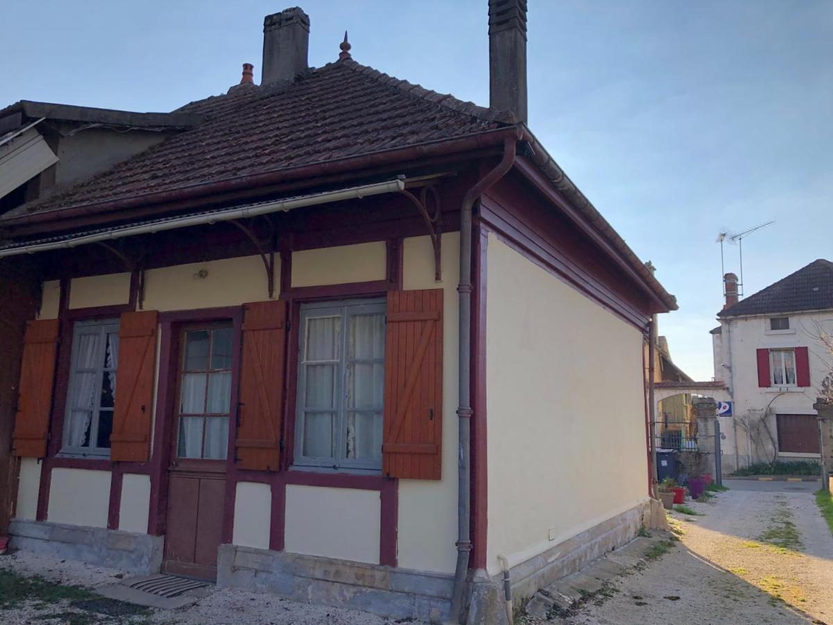 La Maison Des Amis Nuits Buitenkant foto
