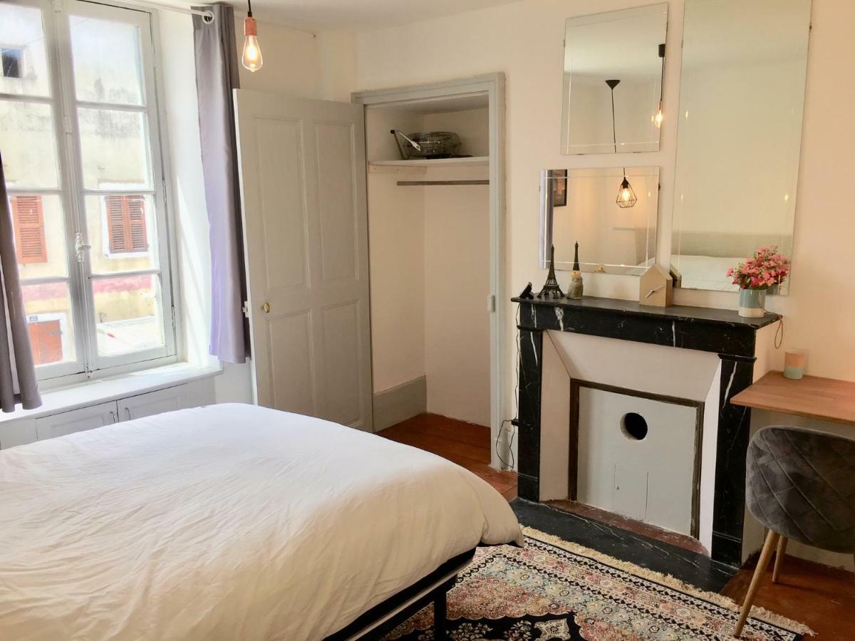 La Maison Des Amis Nuits Buitenkant foto