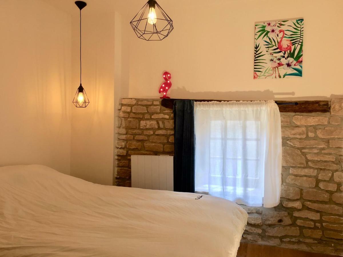 La Maison Des Amis Nuits Buitenkant foto